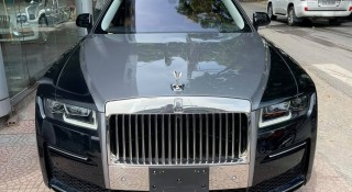 Rolls-Royce Ghost 2021 đầu tiên về nước tìm khách với giá 45 tỷ đồng